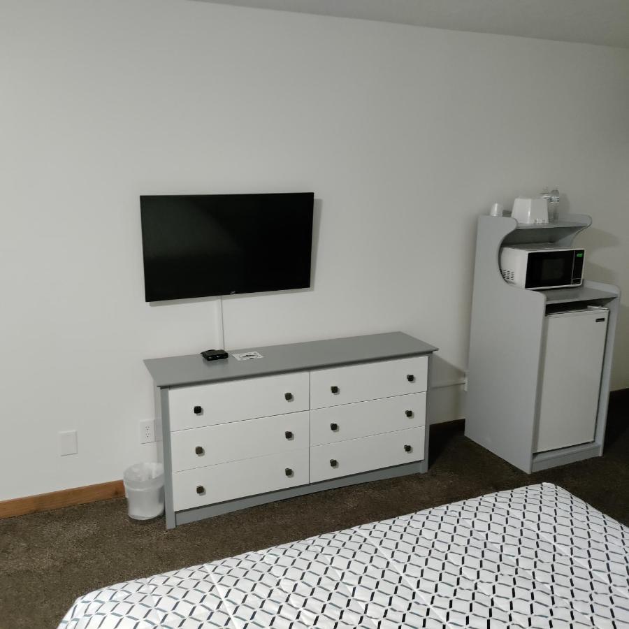 High Desert Inn サライナ エクステリア 写真