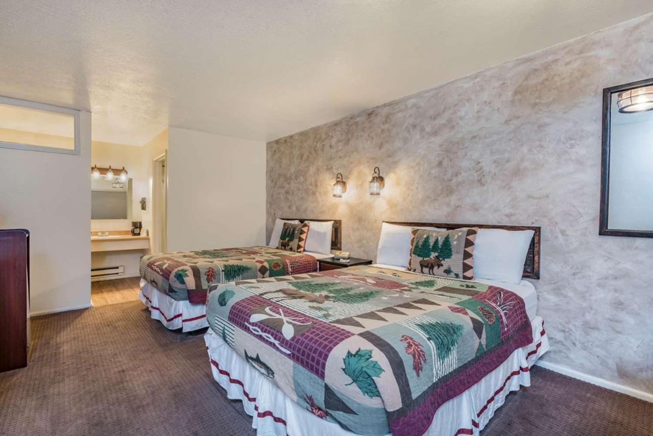 High Desert Inn サライナ エクステリア 写真